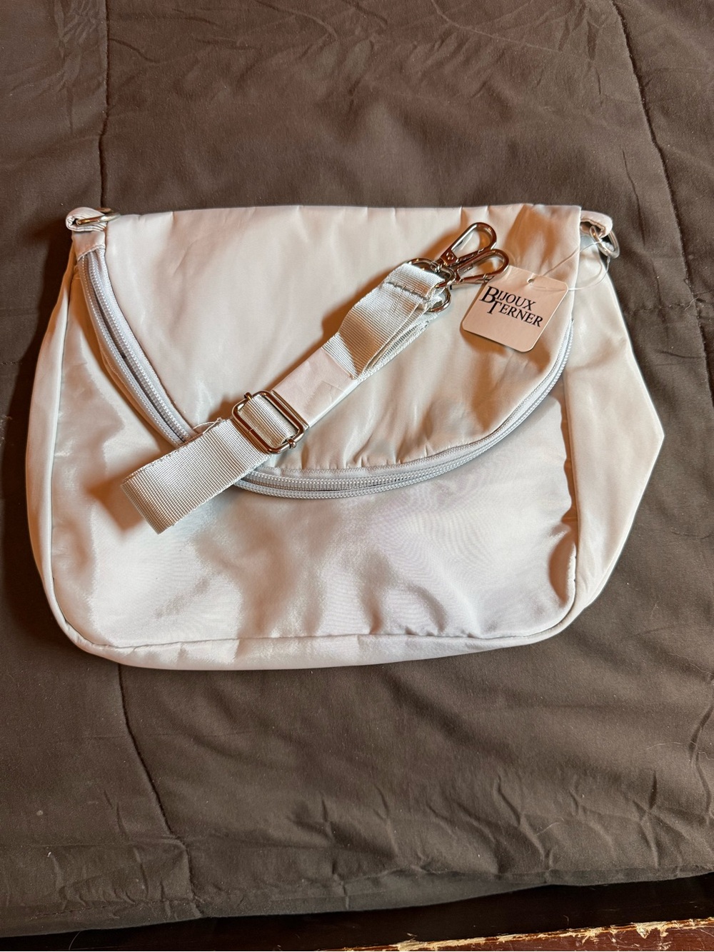 Bijoux Terner White Crossbody Shoulder Bag with Adjustable Strap